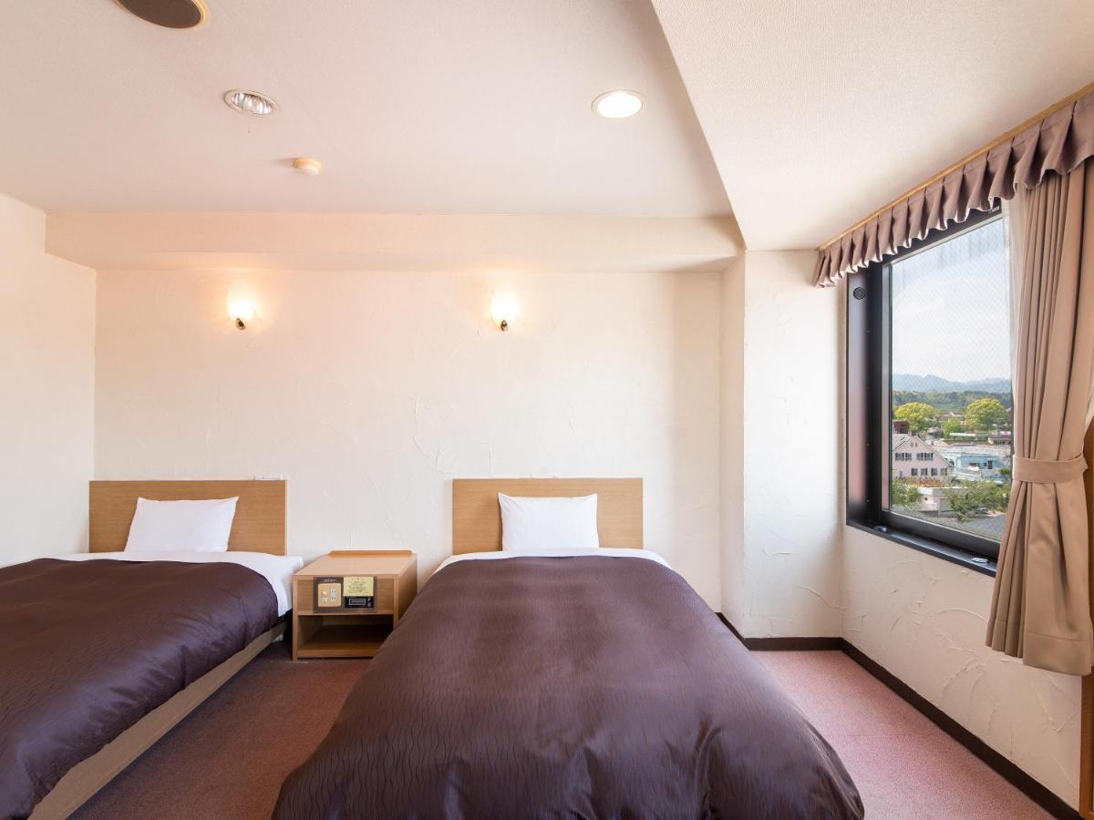 Hotel Primrose Saito Esterno foto