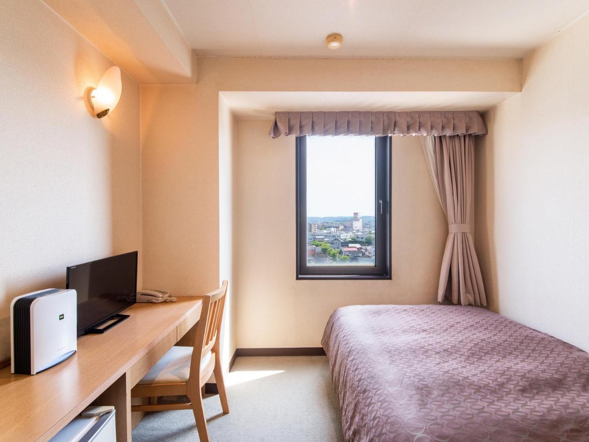Hotel Primrose Saito Esterno foto